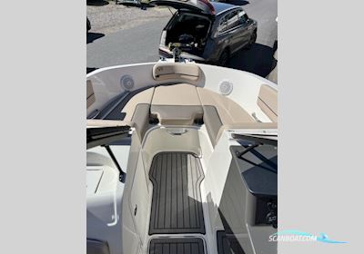 Bayliner VR5 Bowrider Motorboten 2021, met Mercruiser motor, Denemarken