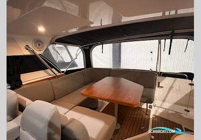 Begagnad Aquador 27 HT -14 (PS) Motorboten 2014, met Mercruiser V6-260 hk motor, Sweden