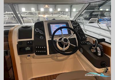 Begagnad Aquador 27 HT -14 Motorboten 2014, met Mercruiser V6-260 hk motor, Sweden