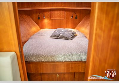 Bendie Pacific 1370 Motorboten 2010, met Vetus Deutz DT66 422E motor, The Netherlands