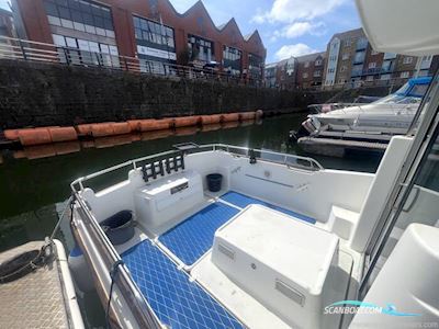 Beneteau Antares 620 Motorboten 1998, met Volvo Tmd 22 motor, United Kingdom