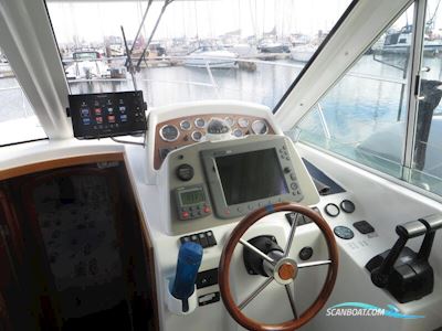 Beneteau Antares 9.80 Motorboten 2004, met Nanni motor, United Kingdom