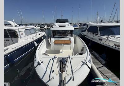 Beneteau Barracuda 9 Motorboten 2012, met Suzuki motor, United Kingdom
