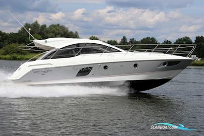 Beneteau Gran Turismo 38 Motorboten 2011, met Volvo Penta motor, The Netherlands