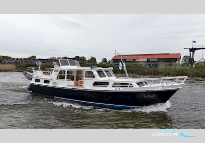 Blauwe Hand Kruiser 11.80 AK Motorboten 1981, met Perkins motor, The Netherlands