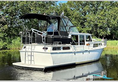 Boarnkruiser 1050 Refit Motorboten 1977, met Lister-Petter motor, The Netherlands