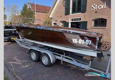 Boesch 580 Acapulco de Luxe Motorboten 1974, met Boesch Marine motor, The Netherlands