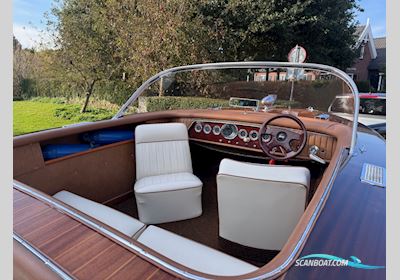Boesch 580 Acapulco de Luxe Motorboten 1974, met Boesch Marine motor, The Netherlands