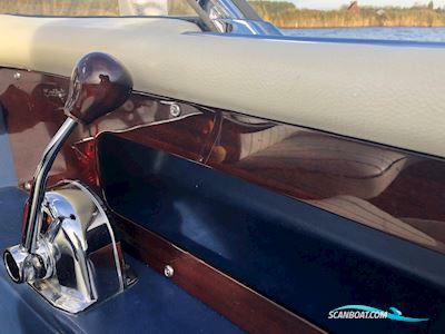Boesch 590 Motorboten 1986, met Boesch Marine 454 motor, The Netherlands