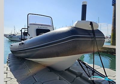 Brig Ribs Navigator 570 Motorboten 2016, met Suzuki DF115Atl motor, United Kingdom