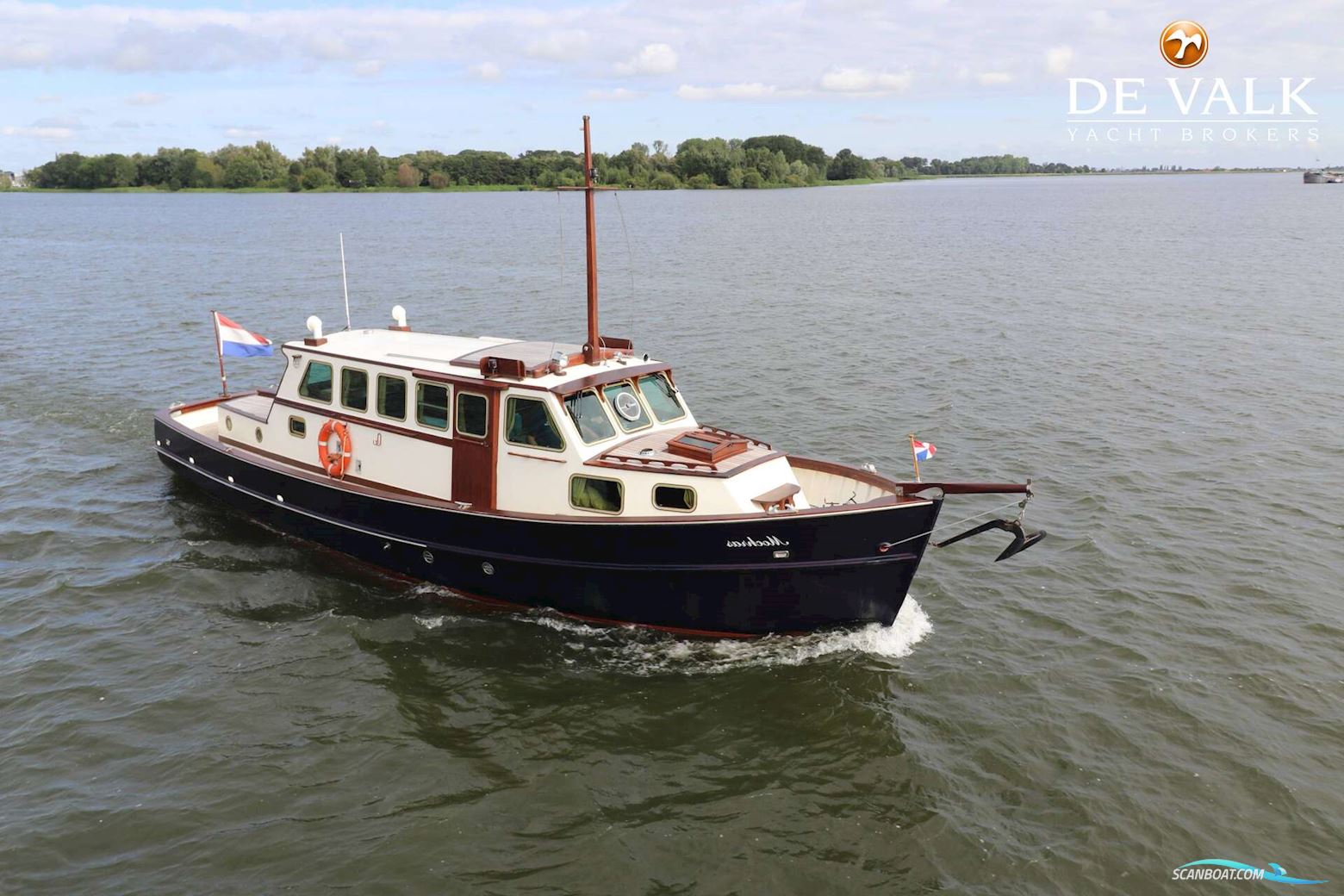 Brooke Marine Motor Yacht Motorboten 1948, met Volvo Penta motor, The Netherlands