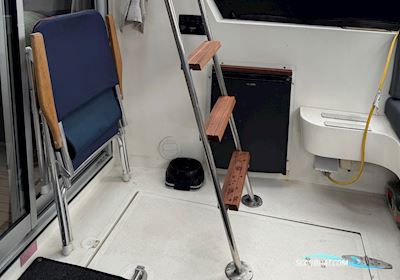 Broom 35 Solent Flybridge Motorboten 1987, met Volvo Penta TAMD 41a/p motor, Denemarken