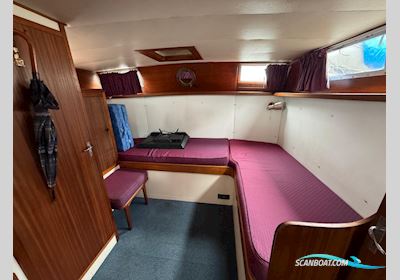Broom 35 Motorboten 1975, met Perkins 6.354M motor, Duitsland