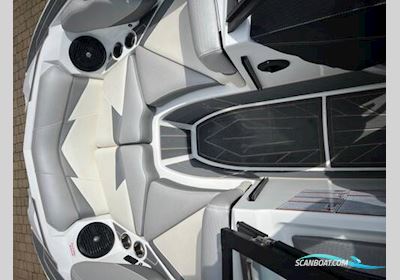 CENTURION Fi23 Motorboten 2021, met GM Marine motor, United Kingdom