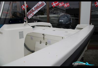 CREMO 465 SC Motorboten 2023, met Yamaha F25GETL motor, Denemarken