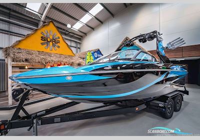 Centurion Fi21 Motorboten 2020, met GM motor, United Kingdom