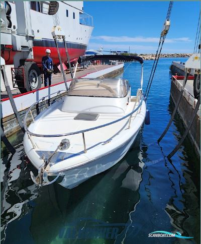 Cerrimarine 28 Sport Motorboten 1998, met Mercury 4.3 EFI motor, France