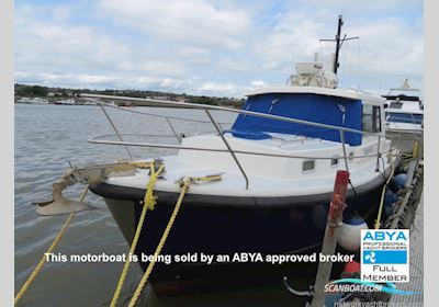 Channel Islands 32 Motorboten 1991, met Ford Mermaid Plus motor, United Kingdom
