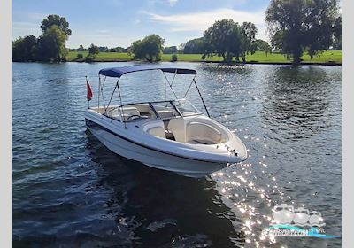 Chaparral 180 Ssi Motorboten 2004, met Volvo Penta motor, The Netherlands