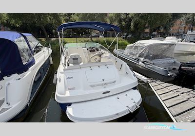 Chaparral 215 Ssi Motorboten 2007, met Volvo Penta motor, Sweden
