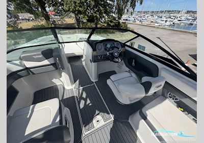 Chaparral 223 VRX Motorboten 2016, met 0 motor, United Kingdom