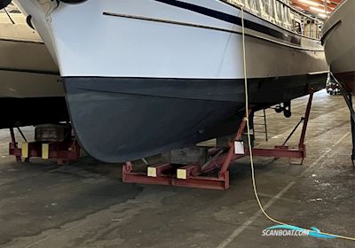 Chung Hwa 34 Trawler, Nord See Trawler Motorboten 1978, met Ford Lehman 2712E motor, Duitsland