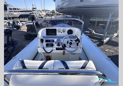 Cobra Nautique 8.6 Motorboten 2007, met Mercury Verado motor, United Kingdom