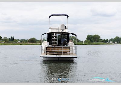 Cobra Yachts Futura 36 Premium Fly Motorboten 2023, met Yanmar Maakt Betrouwbare en Zuinige Scheepsdieselmotoren Voor Zowel Pleziervaart Als Commerciële Schepen. Ze Staan Bekend om Hun Duurzaamheid, Wereld motor, The Netherlands