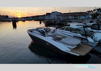 Cranchi Endurance 30 Motorboten 2023, met Volvo Penta D4 320 motor, Sweden