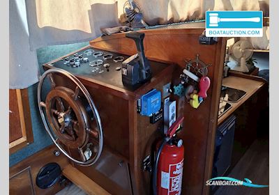 Crown Kruiser 970 Motorboten 1988, met Mercedes motor, The Netherlands
