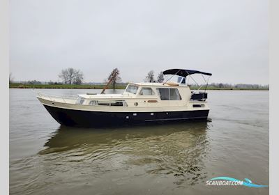 Crowncruiser 1000 Gsak Motorboten 1984, The Netherlands