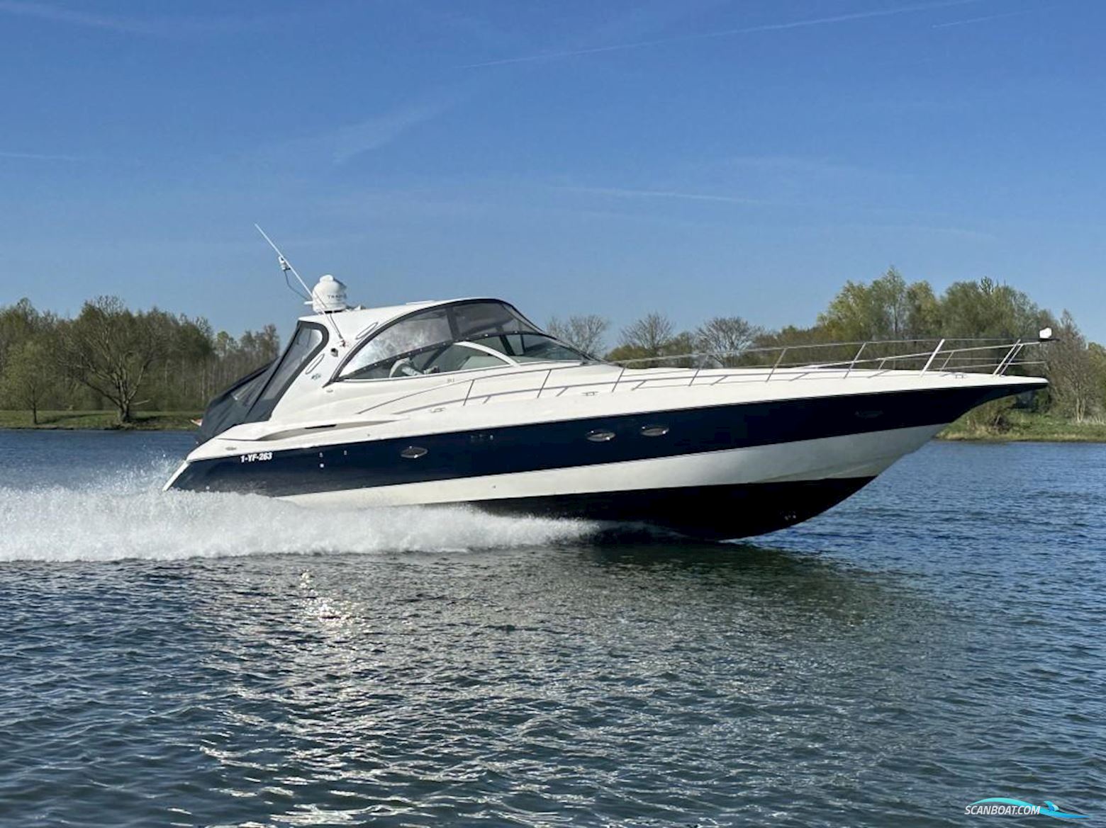 Cruisers 440 Express Motorboten 2003, met Volvo Penta motor, The Netherlands