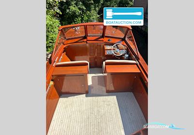 Cruisers inc. Barnegat Motorboten 1967, met Mercruiser motor, The Netherlands