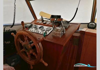 De Amer Amerglass 32 AK Motorboten 1972, met Perkins-Sabre motor, Duitsland