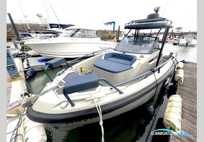 Dromeas D28 WA Motorboten 2021, met Yamaha V6 4 Stroke motor, United Kingdom