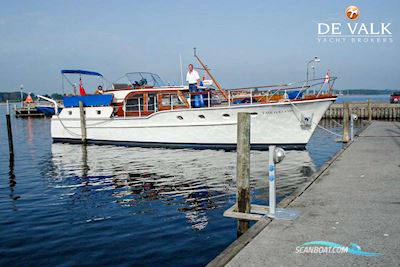 Feadship Custom Motorboten 1965, met Mercedes motor, Italië