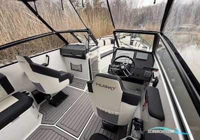 Finnmaster Husky R8S Motorboten 2017, met Yamaha motor, Finland