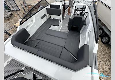 Finnmaster R6 Bowrider Motorboten 2024, met Yamaha motor, United Kingdom