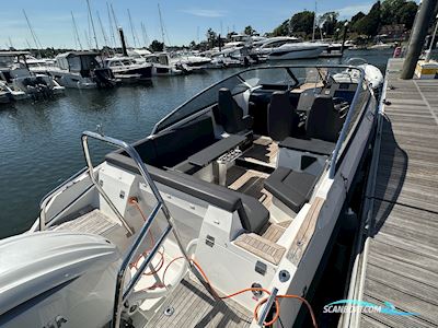 Finnmaster T8 Motorboten 2022, met Yamaha motor, United Kingdom