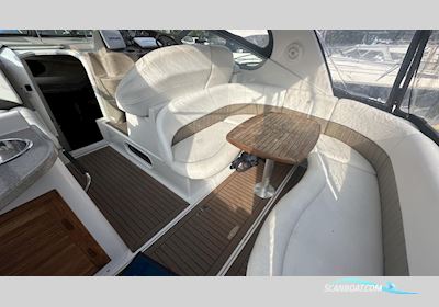 Four Winns  328 Vista Motorboten 2004, met 2 x Volvo Penta motor, Sweden