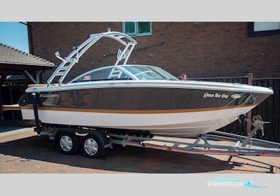 Four Winns H210 Motorboten 2021, met Volvo Penta motor, United Kingdom