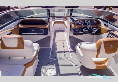 Four Winns H210 Motorboten 2021, met Volvo Penta motor, United Kingdom