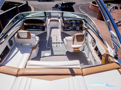 Four Winns H210 Motorboten 2021, met Volvo Penta motor, United Kingdom