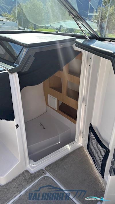 Four Winns SL 262 Motorboten 2014, met Volvo Penta 8.1 Gi motor, Switzerland