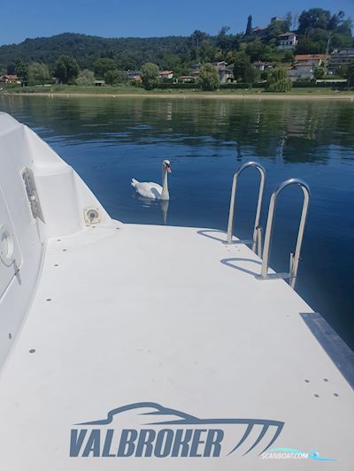 Four Winns Vista 328 Motorboten 2005, met Volvo Penta 5.0 GXi/DP-S motor, Italië