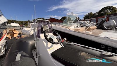 GRAND S300 Motorboten 2016, met  Tohatsu 20hk  motor, Sweden