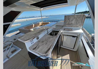 Galeon 680 FLY Motorboten 2020, met Volvo Penta D13 motor, Finland