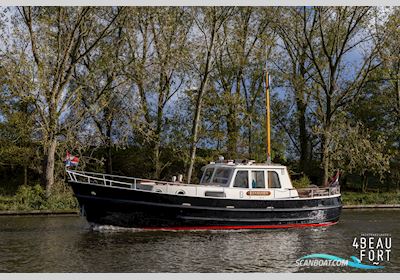 Gillissen Kotter Skipper 1140 Motorboten 1977, met Volvo Penta MD 32a motor, The Netherlands