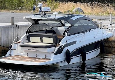 Grandezza 28 OC Motorboten 2017, met Volvo Penta D4 motor, Finland