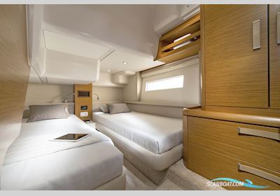 Greenline 48 Fly Motorboten 2025, met Yanmar motor, United Kingdom